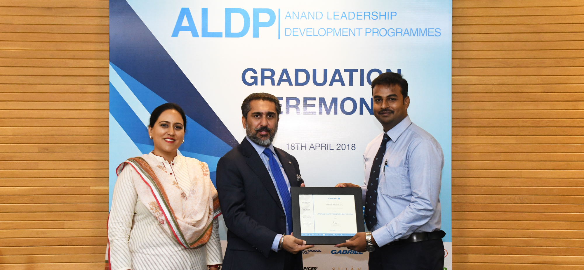 <span>ANAND Leadership Development Programmes</span>_BannerImage