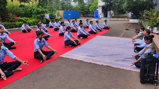 Yoga Day Celebrations at MAHLE ANAND Filter Systems
